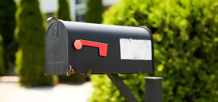 Secure Mailboxes for Packages Lawrence